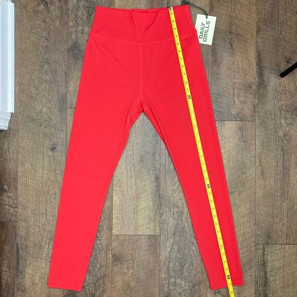 NWT Daily Drills Go! Drills Red Activewear Sport Athletic Leggings in Heart XL - Picture 9 of 10